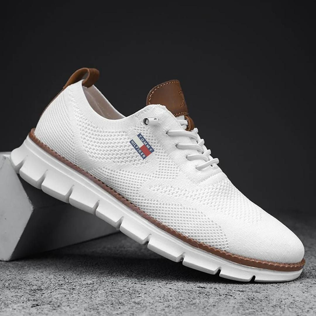 Moderne scarpe ortopediche in rete