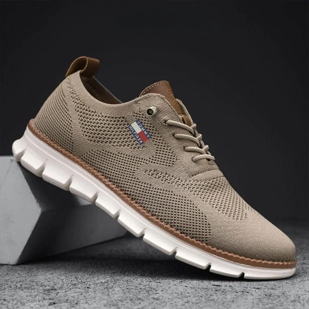Moderne scarpe ortopediche in rete